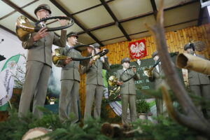 29.11.2025. Zagnańsk. IV Świętokrzyski Konkurs Sygnalistyki Myśliwskiej „Echo Dębu Bartka” / Fot. Wiktor Taszłow - Radio Kielce