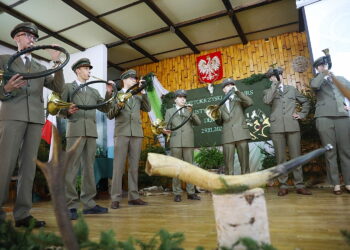 Zagnańsk. IV Świętokrzyski Konkurs Sygnalistyki Myśliwskiej „Echo Dębu Bartka” - Radio Kielce 29.11.2025. Zagnańsk. IV Świętokrzyski Konkurs Sygnalistyki Myśliwskiej „Echo Dębu Bartka” / Fot. Wiktor Taszłow - Radio Kielce