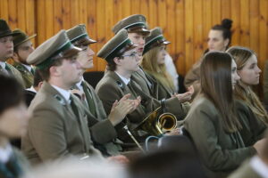 29.11.2025. Zagnańsk. IV Świętokrzyski Konkurs Sygnalistyki Myśliwskiej „Echo Dębu Bartka” / Fot. Wiktor Taszłow - Radio Kielce