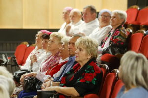 Przypomnienieli mowę naszych przodków - Radio Kielce 29.11.2025. Kielce. WDK. XV Przegląd Regionalny Gadek „Toto nase ludowe godanie” / Fot. Wiktor Taszłow - Radio Kielce