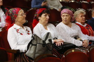 Przypomnienieli mowę naszych przodków - Radio Kielce 29.11.2025. Kielce. WDK. XV Przegląd Regionalny Gadek „Toto nase ludowe godanie” / Fot. Wiktor Taszłow - Radio Kielce