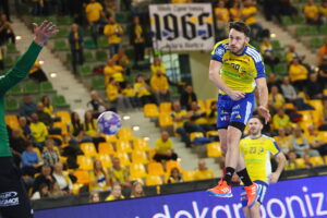 29.11.2025. Kielce. Mecz Stal Mielec - Industria Kielce / Fot. Wiktor Taszłow - Radio Kielce