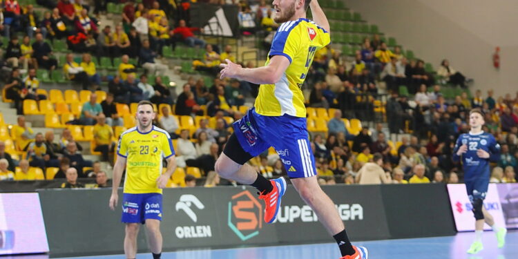 29.11.2025. Kielce. Mecz Stal Mielec - Industria Kielce / Fot. Wiktor Taszłow - Radio Kielce