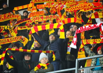 Trener Nafciarzy pod wrażeniem atmosfery na kieleckim stadionie - Radio Kielce 29.11.2025. Kielce. Mecz Korona Kielce - Cracovia Kraków / Fot. Wiktor Taszłow - Radio Kielce