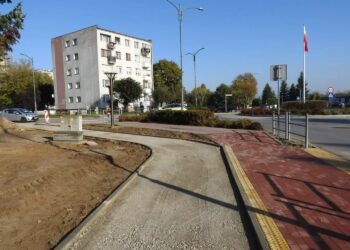 W gminie Połaniec powstaną kolejne ścieżki rowerowe - Radio Kielce Postępy prac przy budowie ścieżki rowerowej od ul. Żapniowskiej do elektrowni / Fot. Urząd Miasta i Gminy w Połańcu