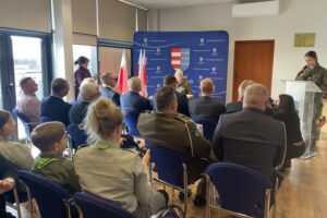 14.11.2025. Sandomierz. Odznaczenie powstańca / Fot. Grażyna Szlęzak-Wójcik - Radio Kielce