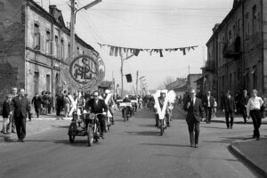 Kielce. Ulica Zagnańska. 1969 rok. Skrzyżowanie ulicy Zagnańskiej z ulicą Jasną / źródło: fotopolska.eu
