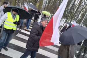 Jaronowice w gminie Nagłowice. Protest / Fot. Paulina Grzywnowicz