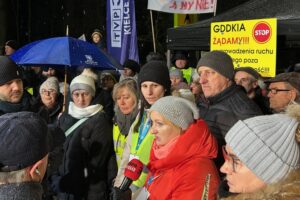INTERWENCJA. Mieszkańcy protestują przeciwko rozbudowie drogi krajowej - Radio Kielce 26.11.2025. Jaronowice. Program Interwencja / Fot. Wojciech Bolewski - Radio Kielce