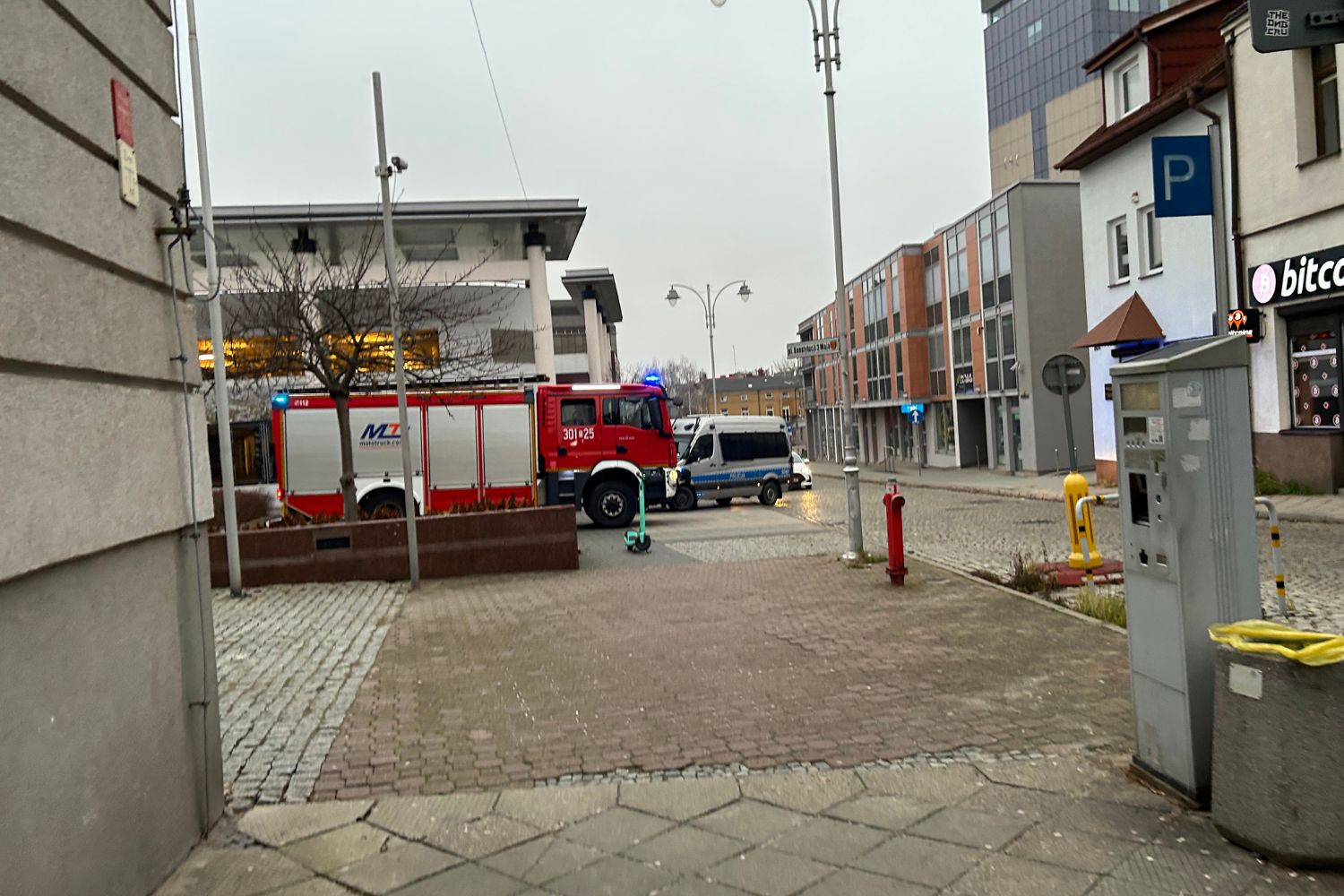 Kolejny pożar opuszczonego budynku przy ul. Piotrkowskiej