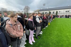 12.11.2025. Sandomierz. Otwarcie boiska wielofunkcyjnego przy Zespole Szkół Technicznych i Ogólnokształcących / Fot. Grażyna Szlęzak-Wójcik - Radio Kielce