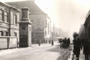 Historia kieleckich ulic. Paderewskiego - Radio Kielce Kielce. Ulica Paderewskiego. Lata 1953-1958 / źródło: fotopolska.eu; fotografia z kolekcji Ewy Żymańczyk