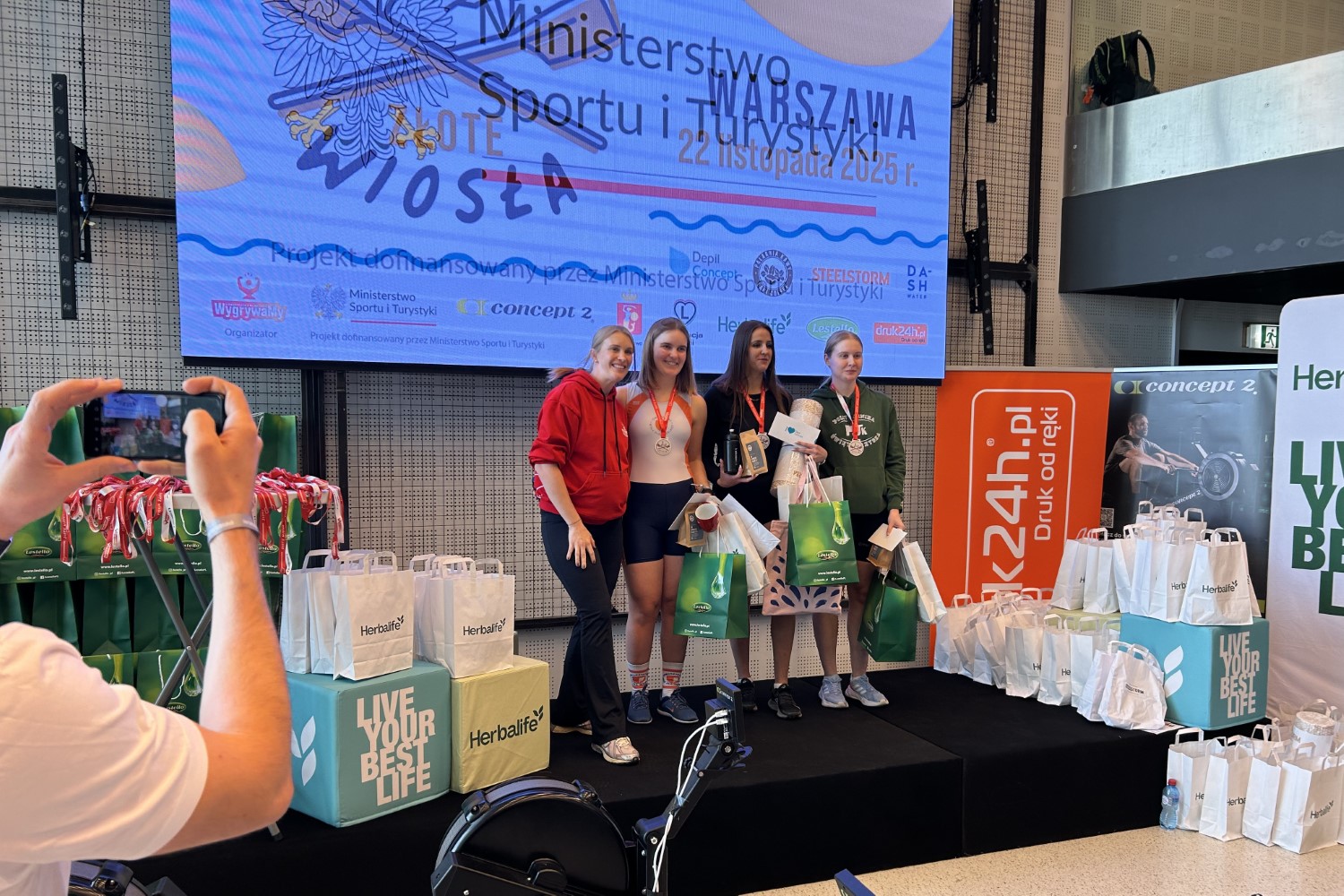 Studenci Politechniki Świętokrzyskiej nieźle „wiosłowali”