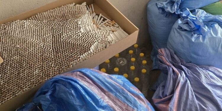 Nielegalne wyroby tytoniowe i spirytusowe w mieszkaniu 64-latka