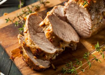 Dobrana para – polędwiczki, suszone pomidory i kapary