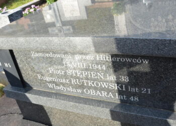 Poległych przykrył zielony nalot niepamięci