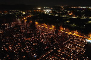 Kielce. Cmentarze nocą - Radio Kielce