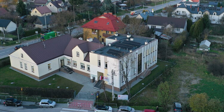 Kielecka „Czwórka” symbolicznie otwarta w nowej odsłonie - Radio Kielce Kielecka „Czwórka” symbolicznie otwarta w nowej odsłonie