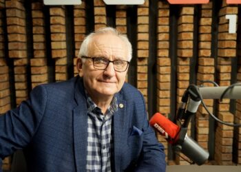 18.11.2025. Radio Kielce. Rozmowa Dnia. Na zdjęciu: Mirosław Malinowski - prezes Świętokrzyskiego Związku Piłki Nożnej / Fot. Piotr Kwaśniewski - Radio Kielce