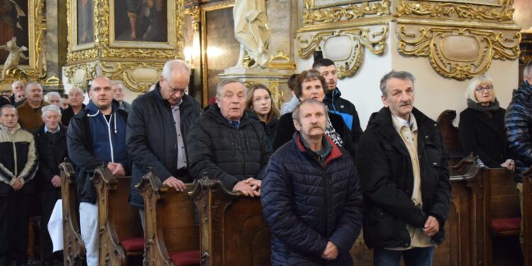 Ubodzy i samotni potrzebują naszej obecności - Radio Kielce 16.11.2025. Sandomierz. Dzień Ubogich 2025 / Fot. ks. Wojciech Kania