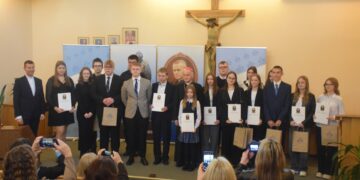 14.11.2025. Kielce. Stypendia biskupa Czesława Kaczmarka / Fot. Marlena Płaska - Radio Kielce