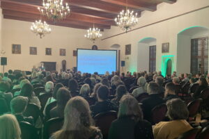 Meble kolbuszowskie na nowej wystawie - Radio Kielce Meble kolbuszowskie na nowej wystawie - Radio Kielce