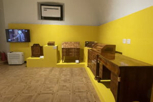 Meble kolbuszowskie na nowej wystawie - Radio Kielce Meble kolbuszowskie na nowej wystawie - Radio Kielce