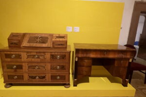 Meble kolbuszowskie na nowej wystawie - Radio Kielce Meble kolbuszowskie na nowej wystawie - Radio Kielce