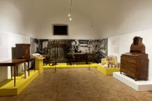 Meble kolbuszowskie na nowej wystawie - Radio Kielce Meble kolbuszowskie na nowej wystawie - Radio Kielce