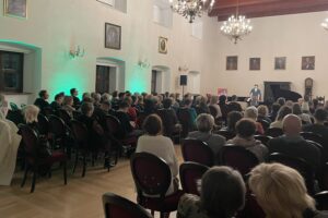 Wiolonczela i fortepian rozbrzmiewały w sandomierskim zamku - Radio Kielce 08.11.2025. Sandomierz. Koncert z cyklu „Z klasyką przez Polskę” / Fot. Grażyna Szlęzak-Wójcik - Radio Kielce