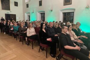 Wiolonczela i fortepian rozbrzmiewały w sandomierskim zamku - Radio Kielce 08.11.2025. Sandomierz. Koncert z cyklu „Z klasyką przez Polskę” / Fot. Grażyna Szlęzak-Wójcik - Radio Kielce