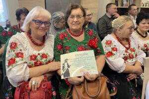 Wielka Moc Małych Społeczności w gminie Łoniów - Radio Kielce 19.11.2025. Łoniów. Uroczyste podsumowanie działań poprawiających bezpieczeństwo mieszkańców gminy Łoniów / Fot. Grażyna Szlęzak-Wójcik - Radio Kielce