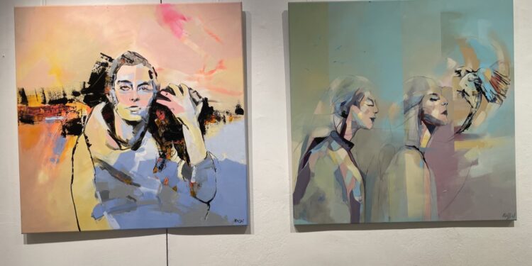 Ludzkie odczucia na barwnych, dynamicznych obrazach w sandomierskiej BWA