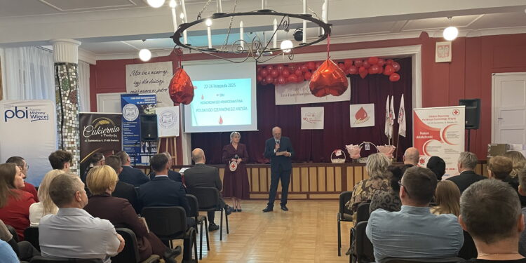 90 lat PCK - obchody w Sandomierzu