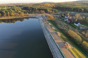 Tama w Cedzynie jest remontowana - Radio Kielce 04.11.2025. Cedzyna. Remont zapory zalewu / Fot. Jarosław Kubalski - Radio Kielce