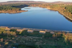 Tama w Cedzynie jest remontowana - Radio Kielce 04.11.2025. Cedzyna. Remont zapory zalewu / Fot. Jarosław Kubalski - Radio Kielce