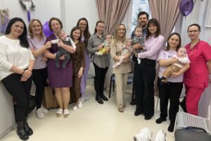 Wcześniaki urodzone w Szpitalu Kieleckim świętowały swój dzień - Radio Kielce Wcześniaki urodzone w Szpitalu Kieleckim świętowały swój dzień