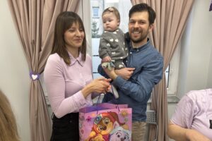 Wcześniaki urodzone w Szpitalu Kieleckim świętowały swój dzień - Radio Kielce 17.11.2025. Kielce. Światowy Dzień Wcześniaka w Szpitalu Kieleckim / Fot. Iwona Murawska-Bujnowicz - Radio Kielce