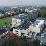 Kielecki „Ekonomik” będzie rozbudowany - Radio Kielce 12.11.2025. Kielce. Ulica Langiewicza. Zespół Szkół Ekonomicznych / Fot. Jarosław Kubalski - Radio Kielce