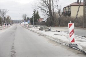 Remonty kieleckich dróg postępują szybciej, niż planowano - Radio Kielce 14.11.2025. Kielce. Ulica Górników Staszicowskich / Fot. Jarosław Kubalski - Radio Kielce