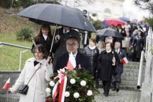 Mieszkańcy Bielin wspólnie świętowali Narodowy Dzień Niepodległości - Radio Kielce