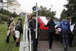 Mieszkańcy Bielin wspólnie świętowali Narodowy Dzień Niepodległości - Radio Kielce