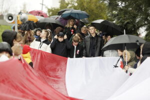 Mieszkańcy Bielin wspólnie świętowali Narodowy Dzień Niepodległości - Radio Kielce