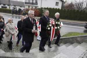 Mieszkańcy Bielin wspólnie świętowali Narodowy Dzień Niepodległości - Radio Kielce