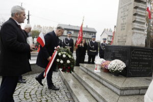 Mieszkańcy Bielin wspólnie świętowali Narodowy Dzień Niepodległości - Radio Kielce