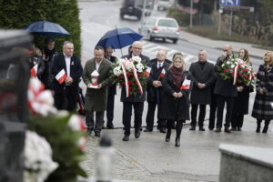 Mieszkańcy Bielin wspólnie świętowali Narodowy Dzień Niepodległości - Radio Kielce