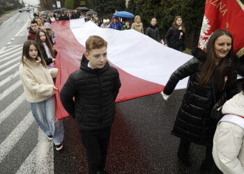 Mieszkańcy Bielin wspólnie świętowali Narodowy Dzień Niepodległości - Radio Kielce Mieszkańcy Bielin wspólnie świętowali Narodowy Dzień Niepodległości