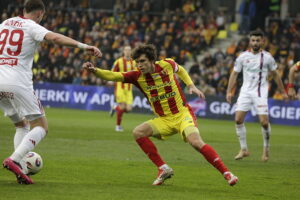 Raków bezlitosny dla Korony na Exbud Arenie - Radio Kielce Raków bezlitosny dla Korony na Exbud Arenie - Radio Kielce