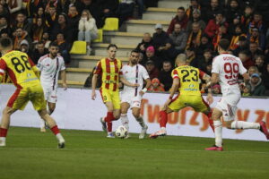 Raków bezlitosny dla Korony na Exbud Arenie - Radio Kielce Raków bezlitosny dla Korony na Exbud Arenie - Radio Kielce