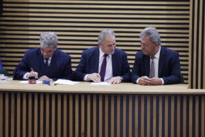 Gminy i powiaty z rządowym wsparciem na „powodziówki” - Radio Kielce Gminy i powiaty z rządowym wsparciem na „powodziówki”